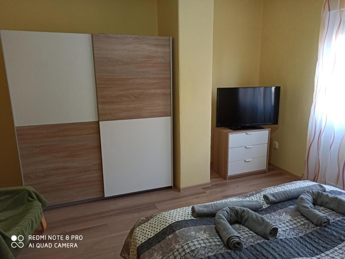 Centrum 2 Apartman Szolnok Eksteriør billede