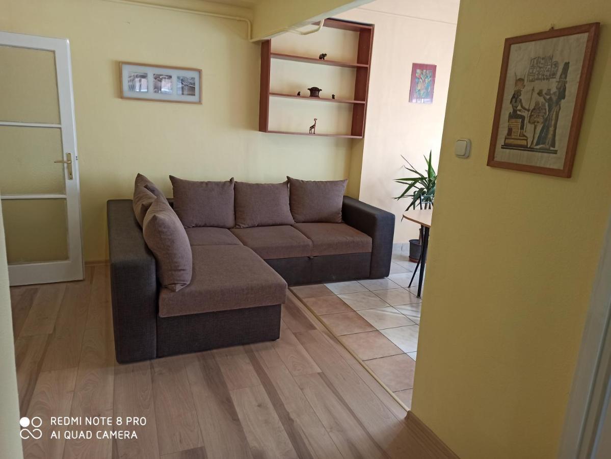 Centrum 2 Apartman Szolnok Eksteriør billede